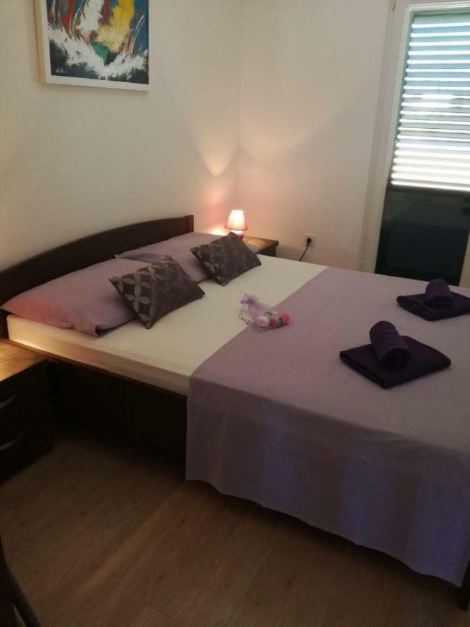 Apartman Dora ポヴリャナ エクステリア 写真
